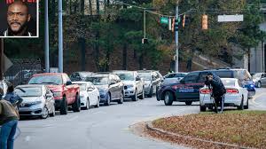 Tyler Perry Donates 5,000 Meals to Atlanta Families in Need at Thanksgiving  Giveaway Event